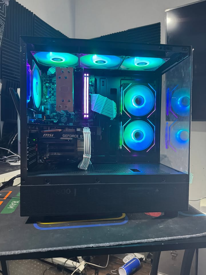 RGB FishTank Gaming PC | i7 7700 | GTX 1660 S | 16GB DDR4 | 1TB SSD