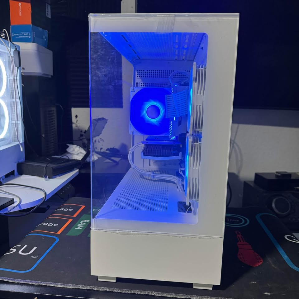 White RTX Fishtank GaminG PC | RTX 3060 12GB | i5 12400F | 16GB DDR4 | 512GB NvMe