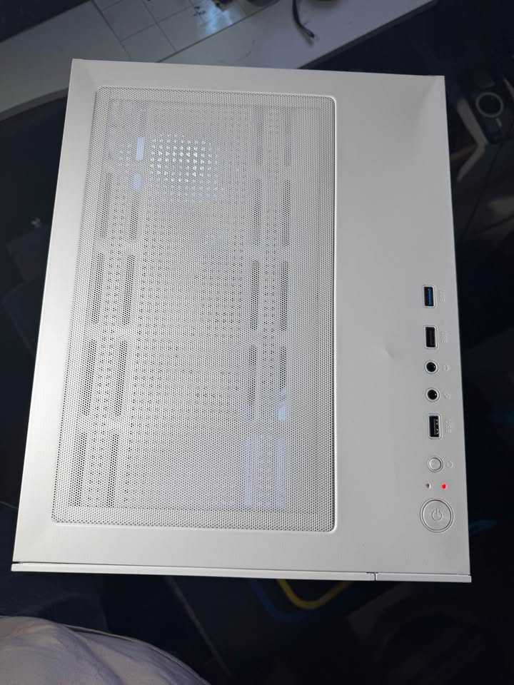White Gaming PC - Ryzen 5 3600 - RTX 3060 - 16GB RAM - 512GB SSD