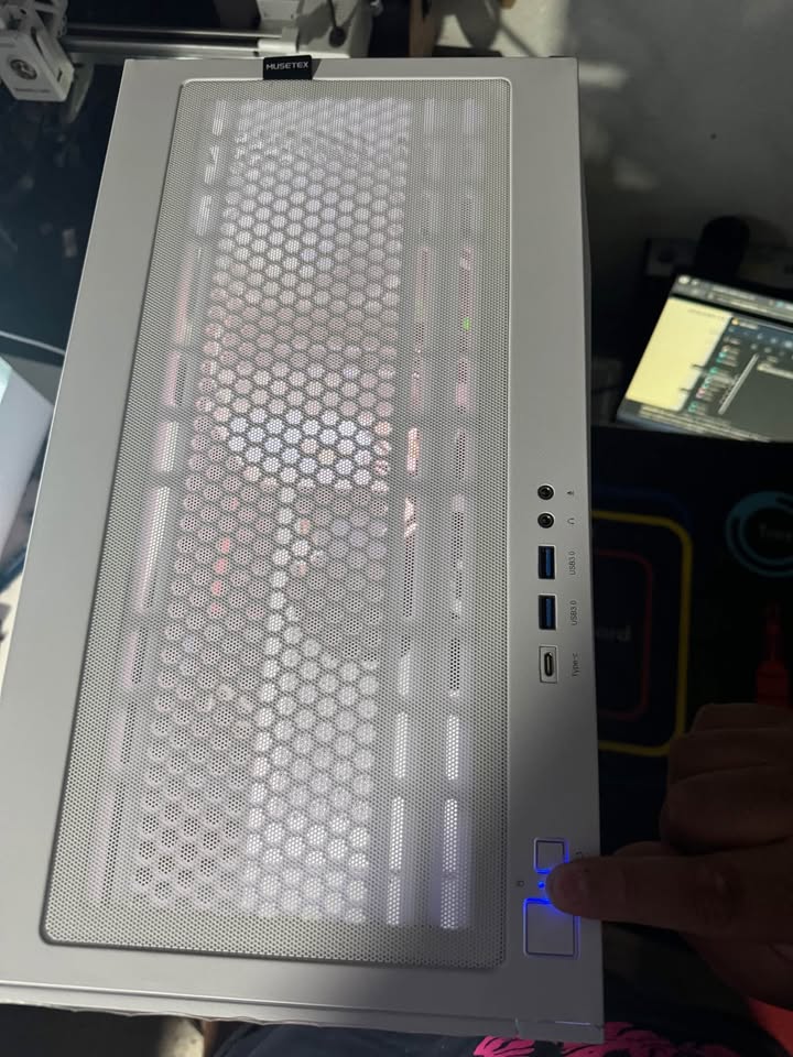 Great Value Gaming PC - Ryzen 7 2700X - RRX 2060 6GB - 16GB DDR4 - 1TB SSD | WIN 11 PRO | WIFI + BT