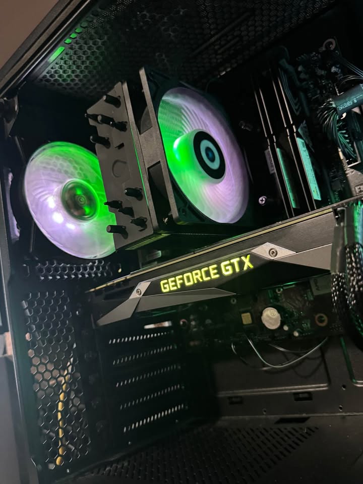 Gaming PC - Ryzen 5 4500 - GTX 1080 - 16GB DDR4 - 512GB SSD
