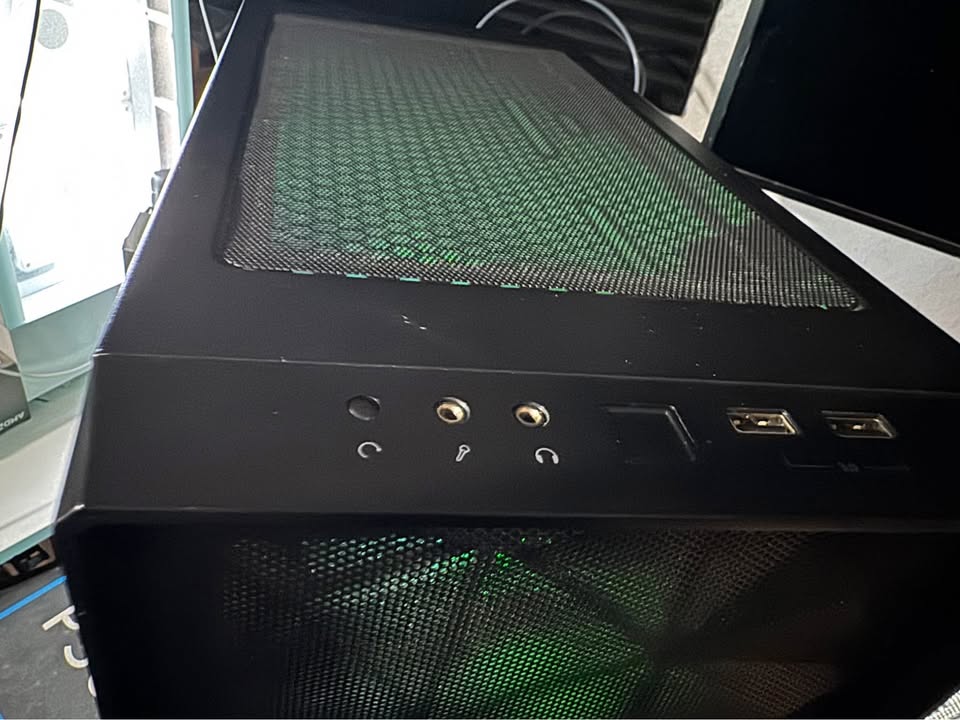 Gaming PC - Ryzen 5 4500 - GTX 1080 - 16GB DDR4 - 512GB SSD