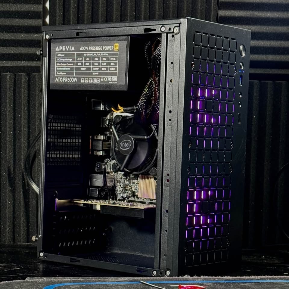 Light gaming PC | i5 7600T | R7 240 | 500GB SSD | 8GB DDR4