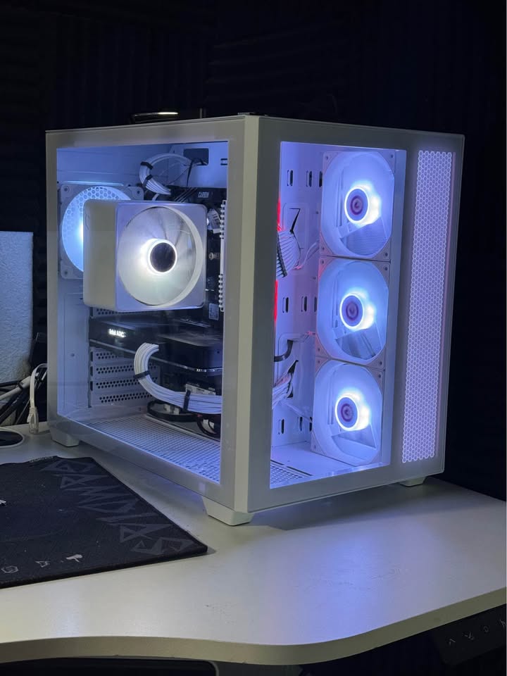 Gaming PC - Ryzen 5 5500 - Intel Arc A750 - 32GB RAM - 512GB SSD + 1TB HDD