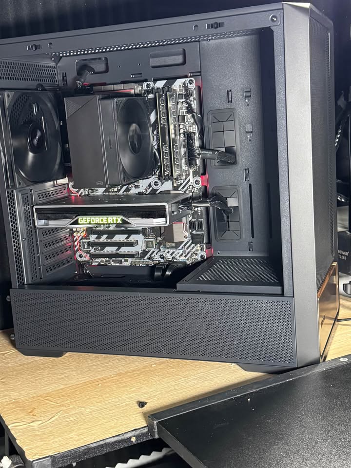 RTX 2060 - Ryzen 7 3700X - 32GB DDR4 - 1TB NvMe