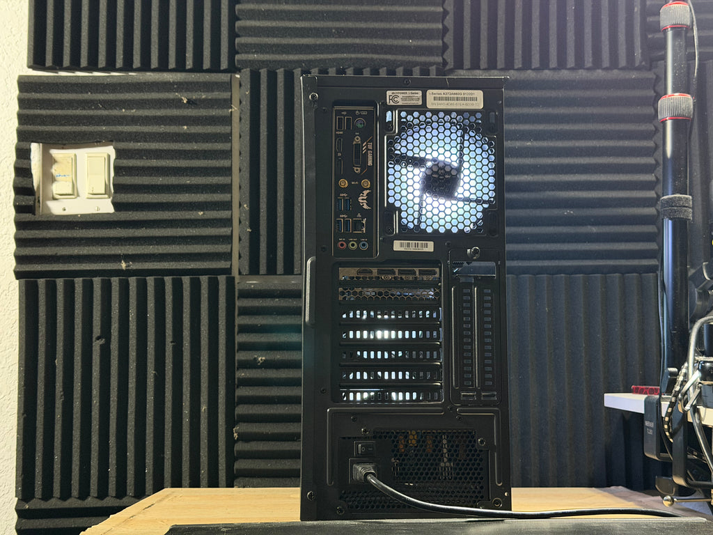i5 10400 - RTX 3050 8GB - 16GB DDR4 - 240GB SSD + 1TB HDD