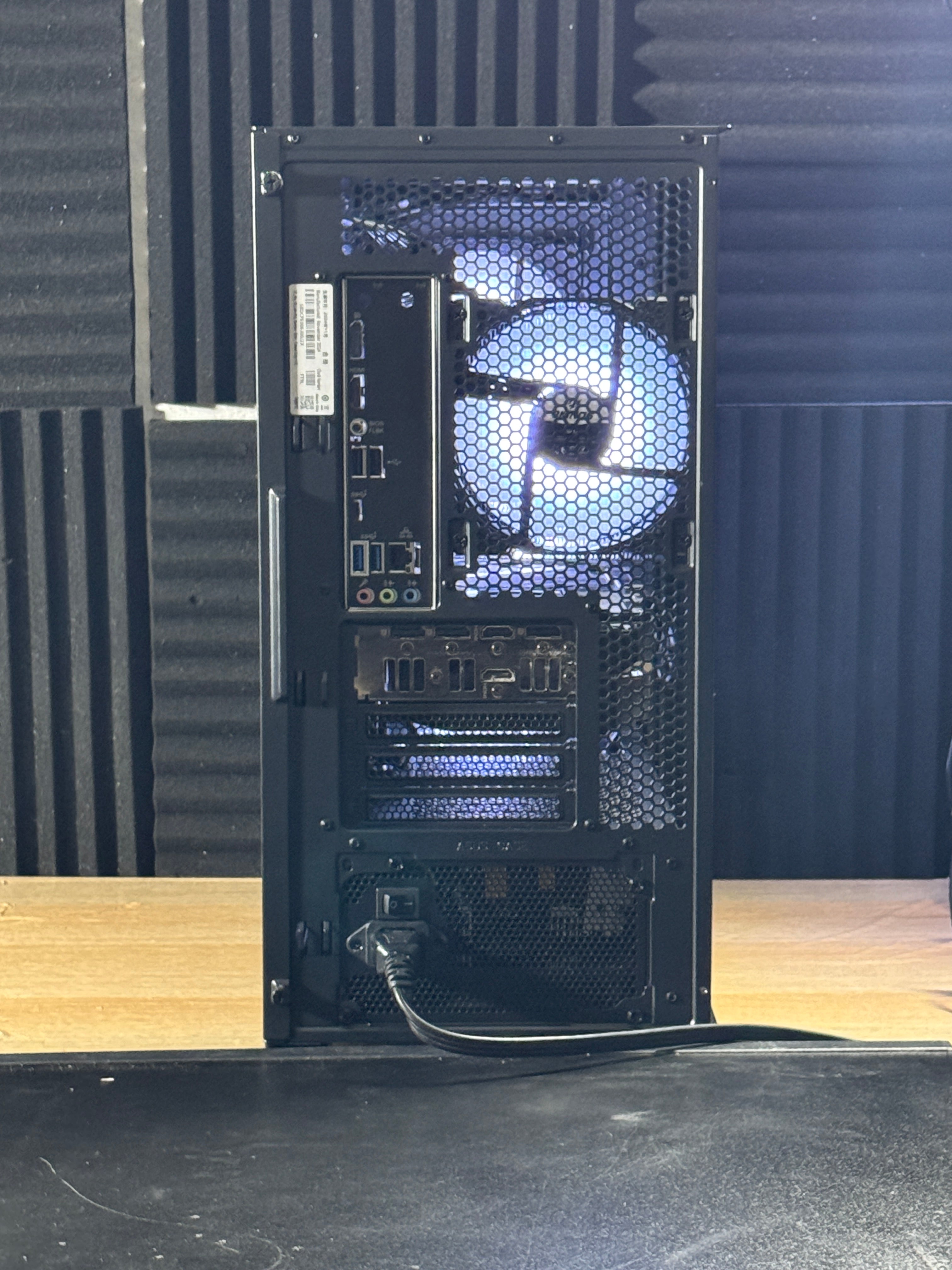 RTX 3070 | Ryzen 5 7600 | 32GB DDR5 | 1TB NvMe SSD