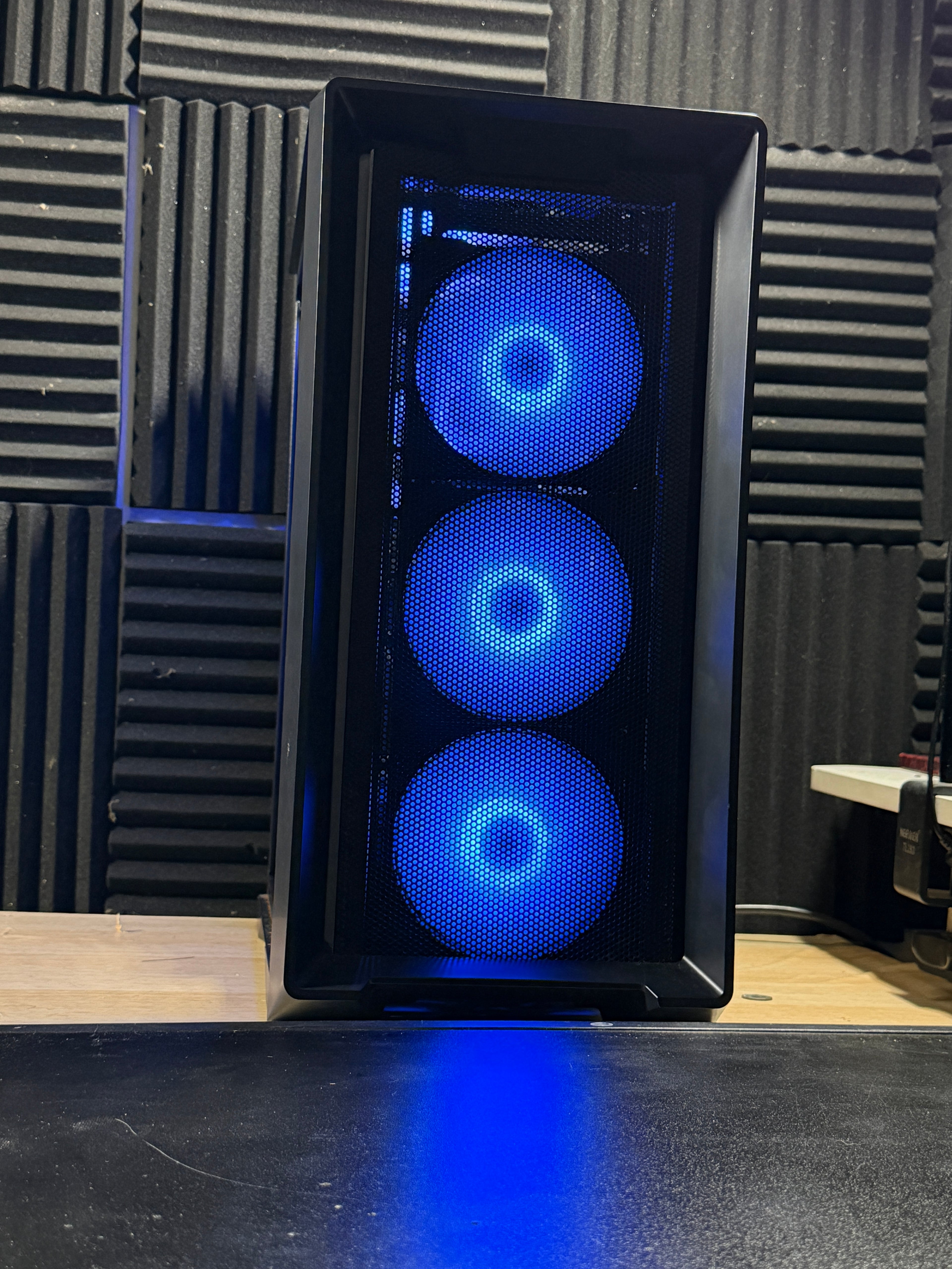 RTX 3050 8GB | i3 12100F | 16GB DDR4 | 1TB NvMe