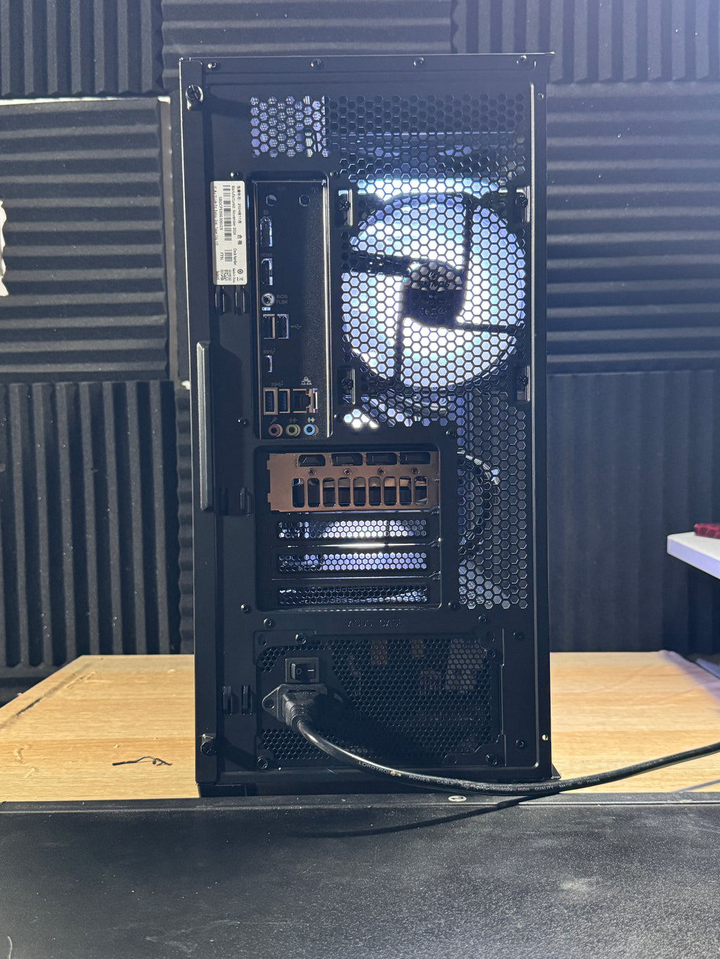 RTX 5060 - Ryzen 5 7600 - 16GB DDR5 - 1TB NvMe