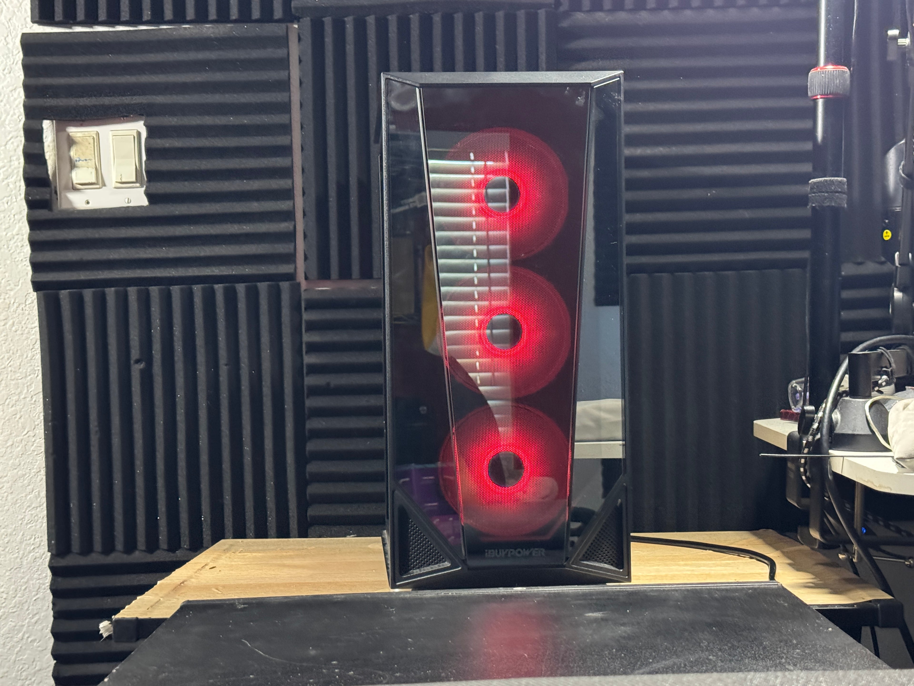 i5 10400 - RX 5600XT - 16GB DDR4 - 1TB HDD