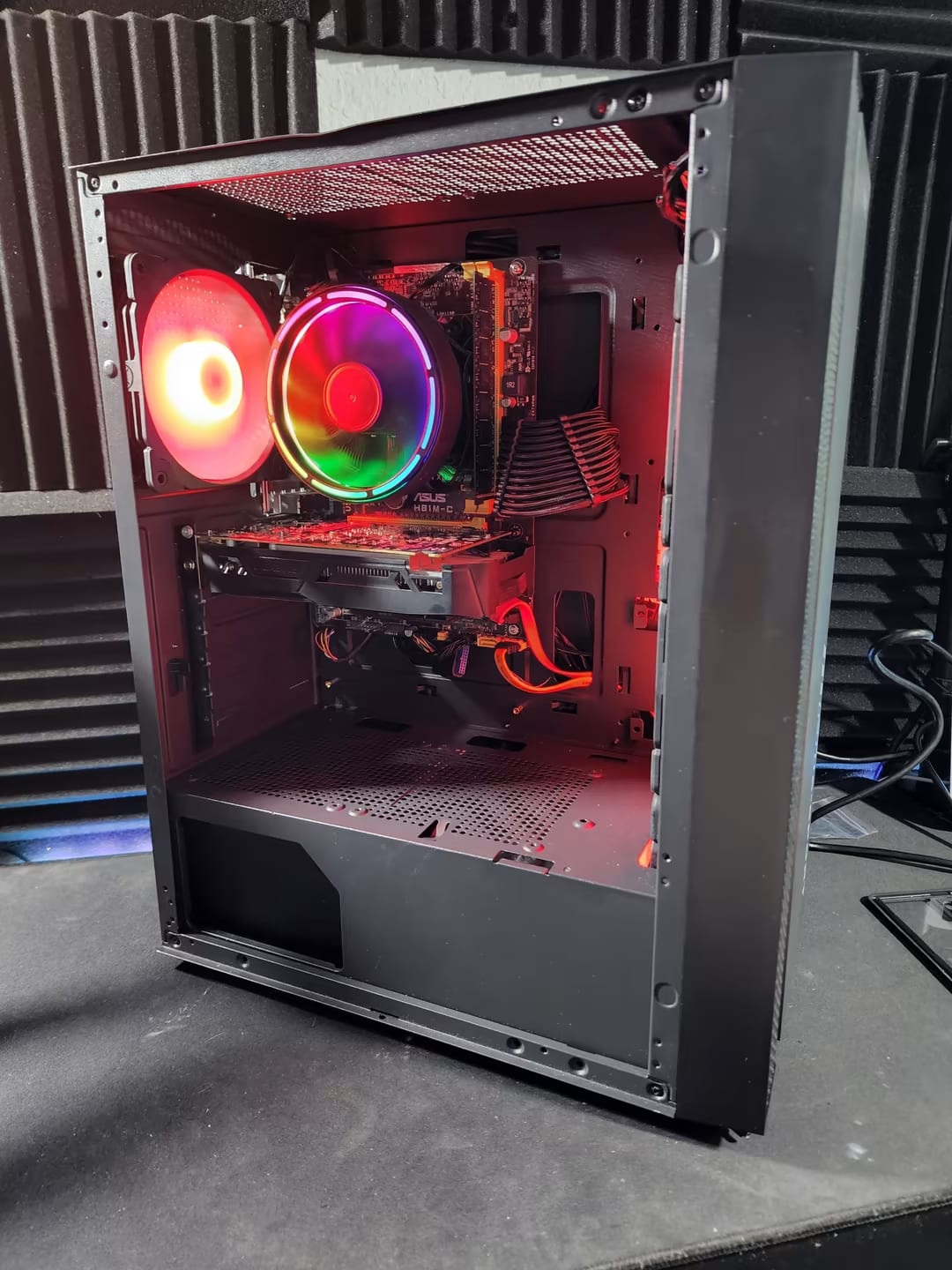 GreyScaled | i5 4590S - GTX 1050TI - 120GB SSD 1TB HDD