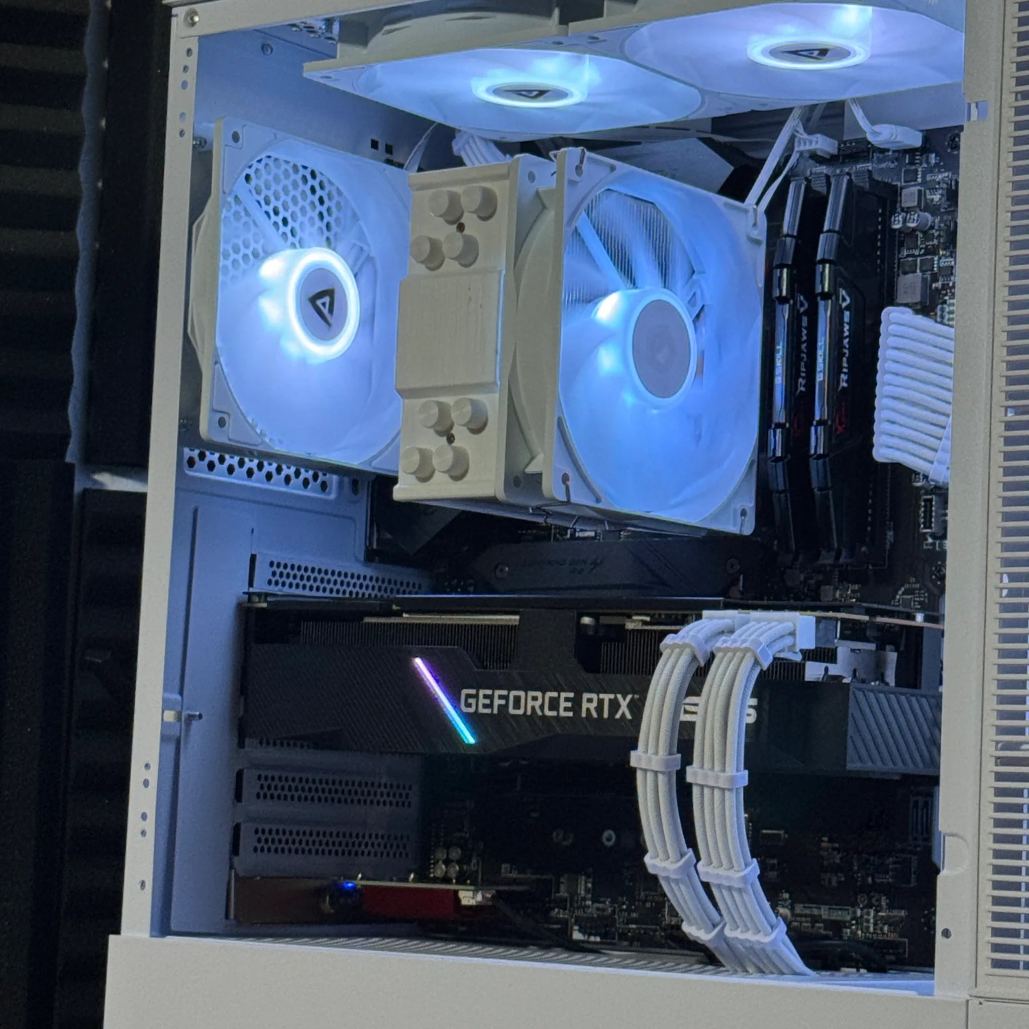 RTX 2070 Super | Ryzen 5 5500 | 16GB DDR4 | 500GB SSD | WiFi + BT